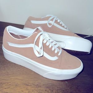 Platform Vans Size 9